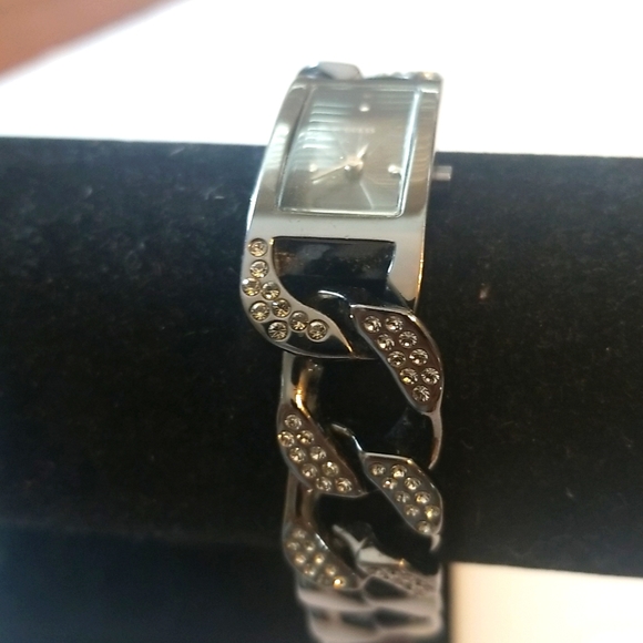 GUESS Ladies Chain Link Rhinestone Watch - Picture 2 of 8